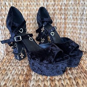 listing-status-banner